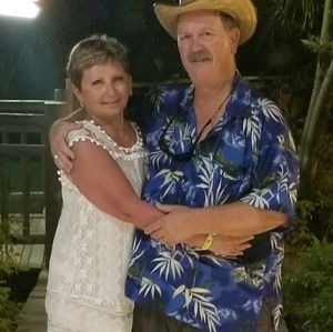 Meet your Posher, Gabriela